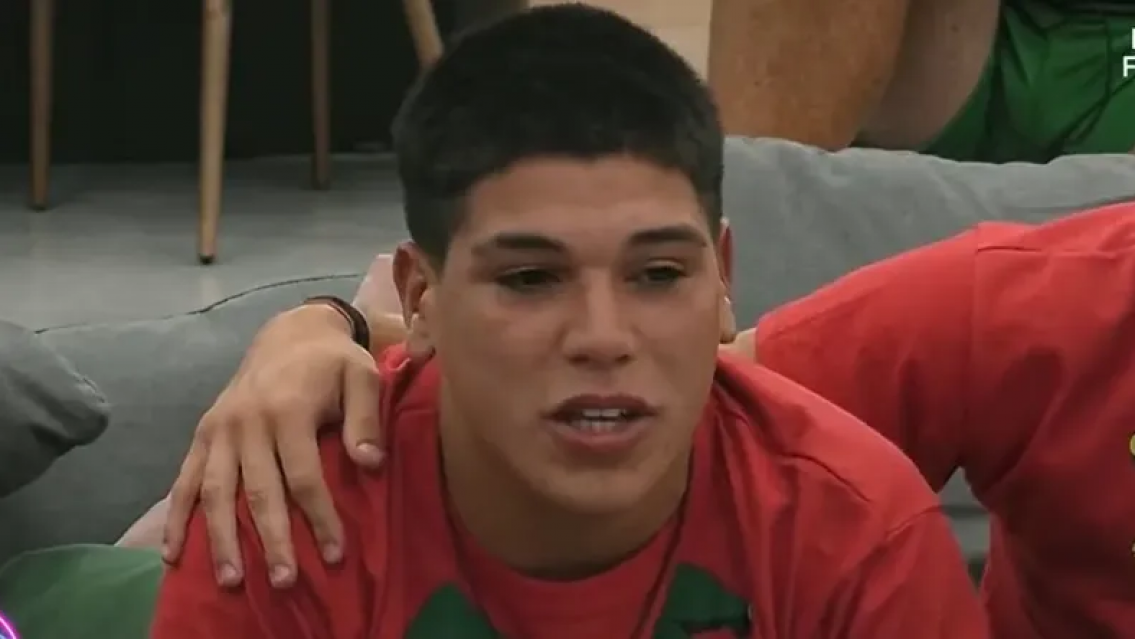 Primero su pap� preso y ahora su hermana apu�alada, la noticia que recibir� Thiago en Gran Hermano