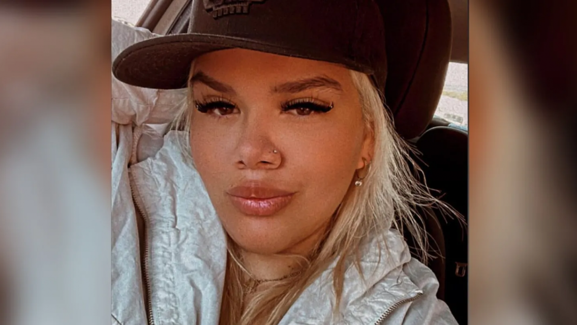 Ah� abajo, el jugado tatuaje nuevo de More Rial. Mega hot, le doli� mucho