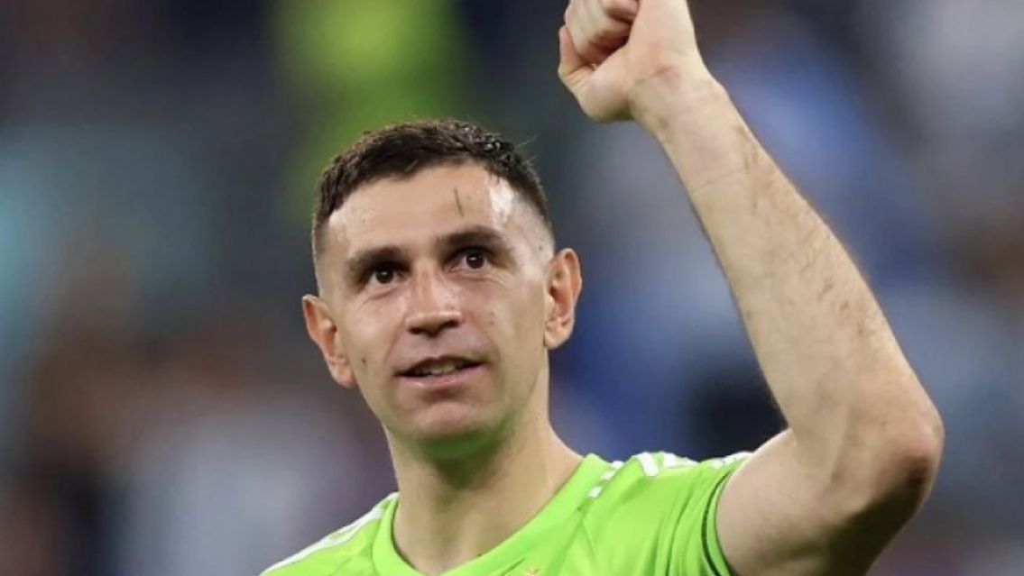 Después de ganar el mundial el "Dibu" Martínez agrandó la familia: se suma un integrante más