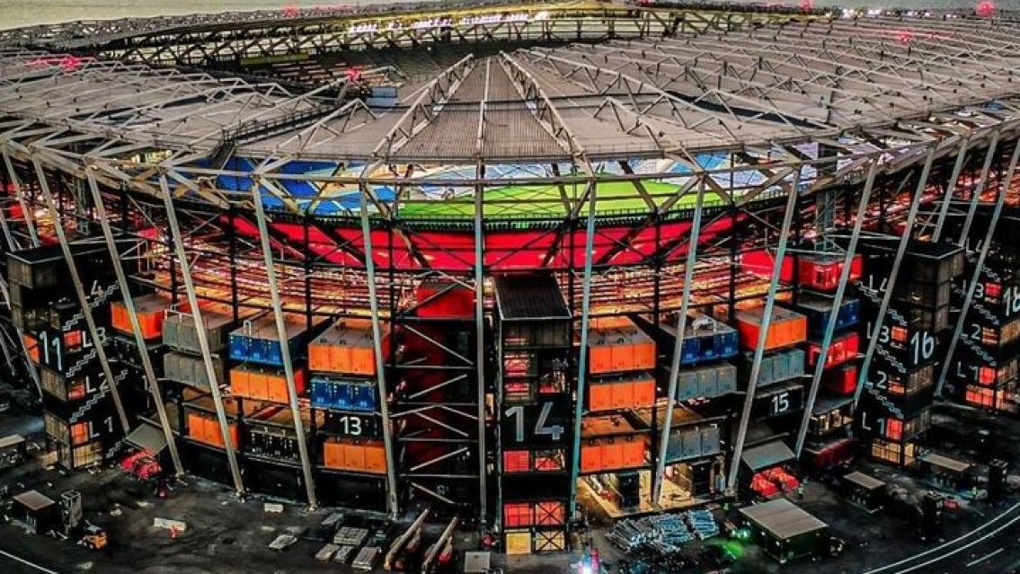 El estadio 974 podría ser instalado en la Argentina