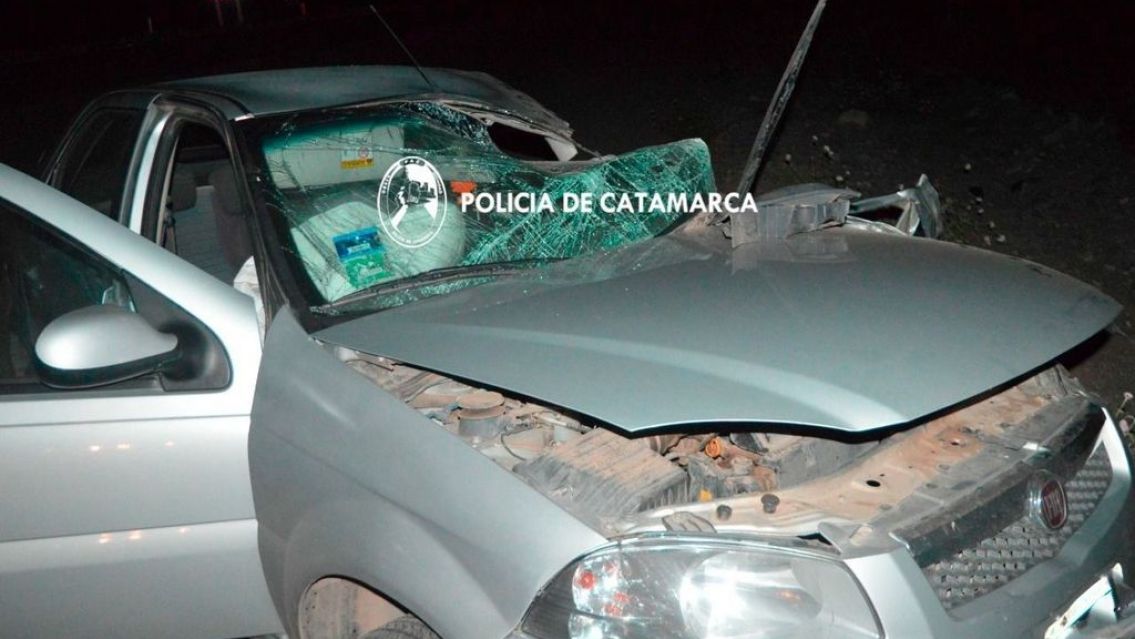 Juje�os tuvieron un terrible accidente en Catamarca 