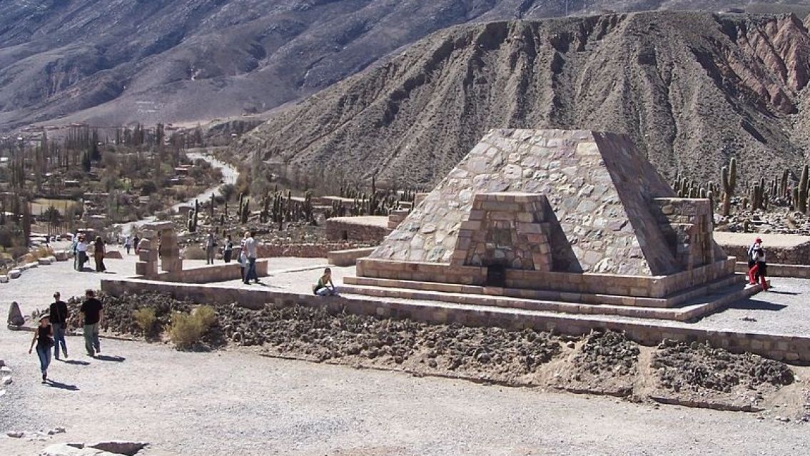 Decano de Filosof�a y Letras de la UBA repudi� "amenazas" a universitarios