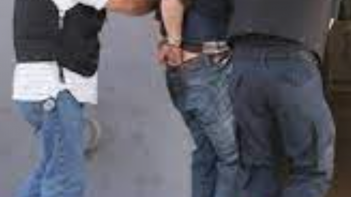 Polic�a juje�o abus� de una compa�era en una pensi�n