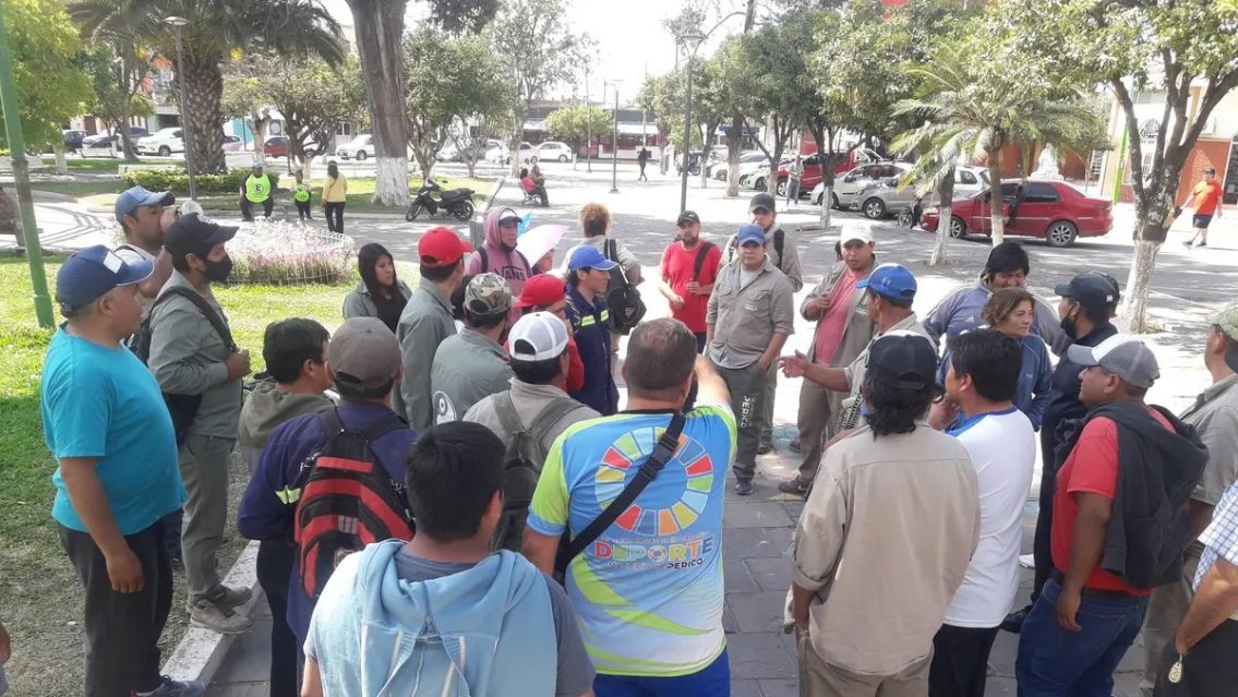 Municipales de Perico advierten al intendente interino: el saldo Demarco