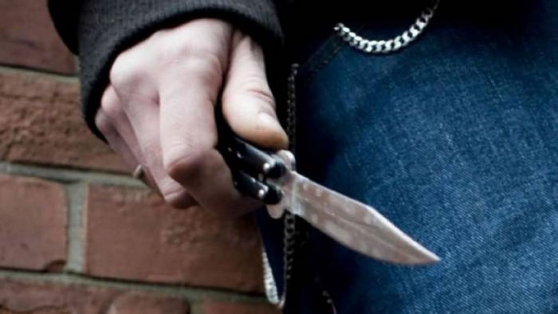 Jujeño apuñaló a su hija en la cara y ahora pelea por su vida en el hospital