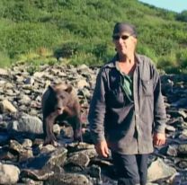 Gritos desesperados: la pareja devorada por un oso que grabó su propia muerte