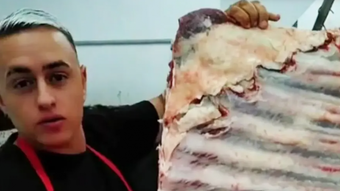 Es carnicero y se hizo famoso en las redes revelando secretos: "Cuento lo que nadie quiere que se sepa"