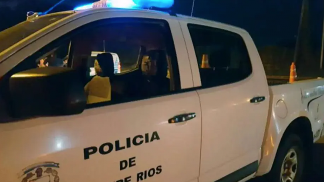 Una mujer incendió su casa con sus hijos adentro y se salvaron de milagro