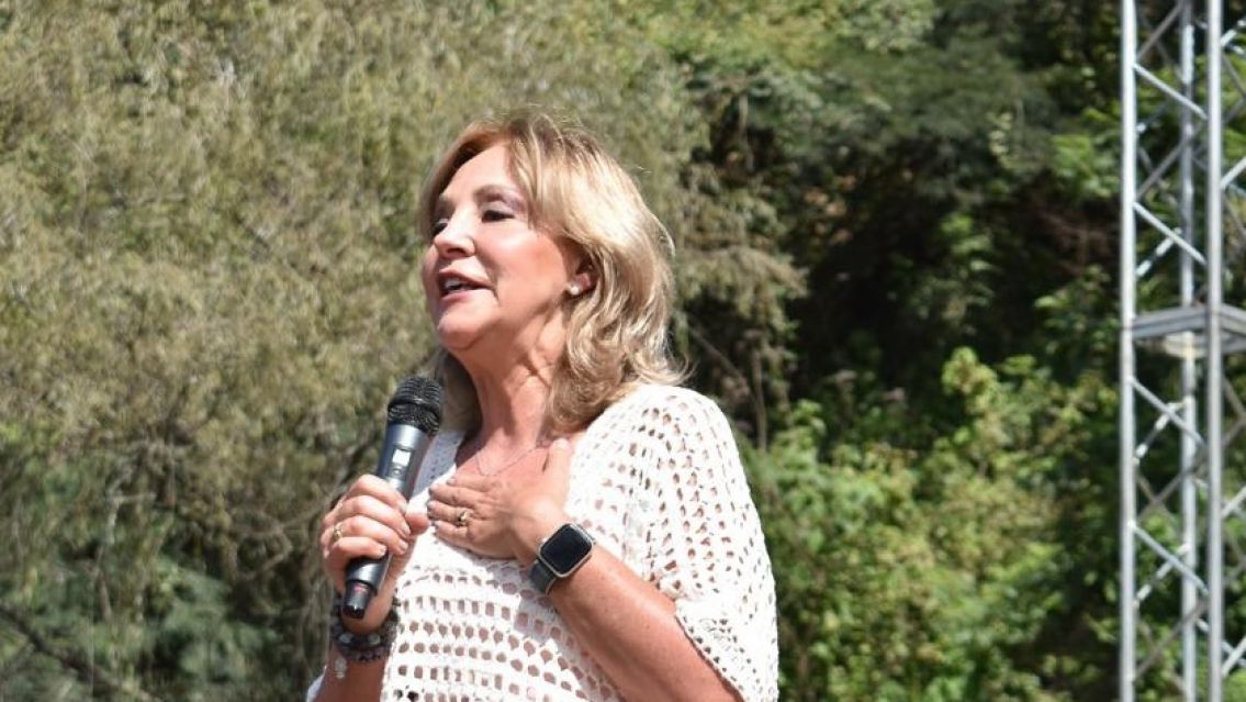 Fellner confiadísima ya se siente la próxima intendenta de Jujuy