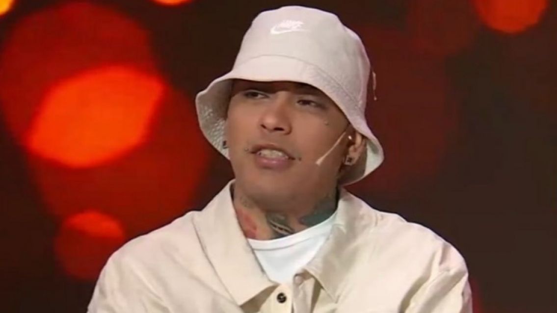 Callejero Fino revel� por qu� estuvo preso y como le dieron permiso para cantar