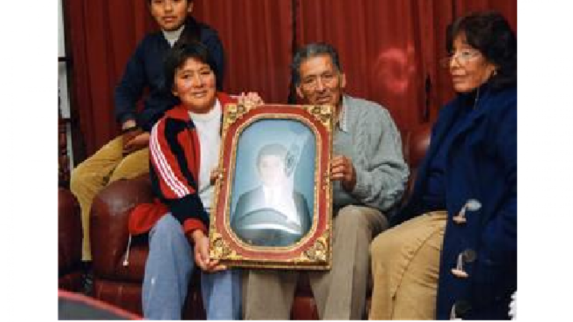 Lo asesinaron salvajemente y se convirti� en un "santo" que concede milagros