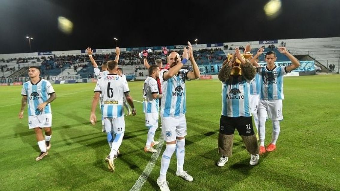 Un envalentonado "lobo" se mide hoy con Chacarita