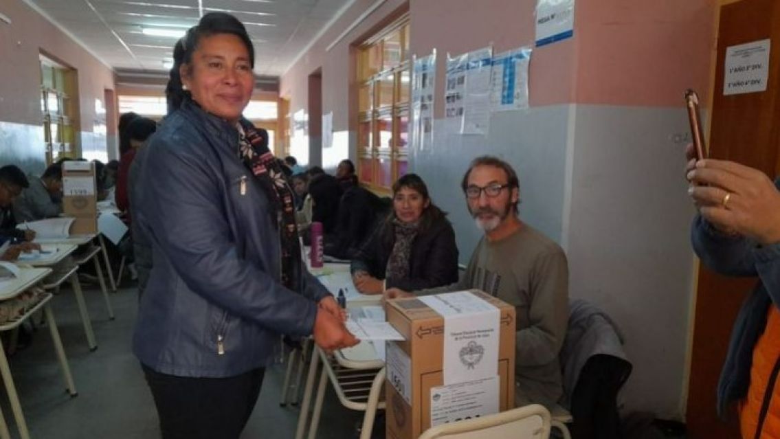 Karina Paniagua: "Debemos concurrir con alegr�a a emitir el voto"