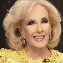 "De entrecasa", as&iacute; se mostr&oacute; Mirtha Legrand tras su &uacute;ltima operaci&oacute;n. Mir&aacute; c&oacute;mo est&aacute;