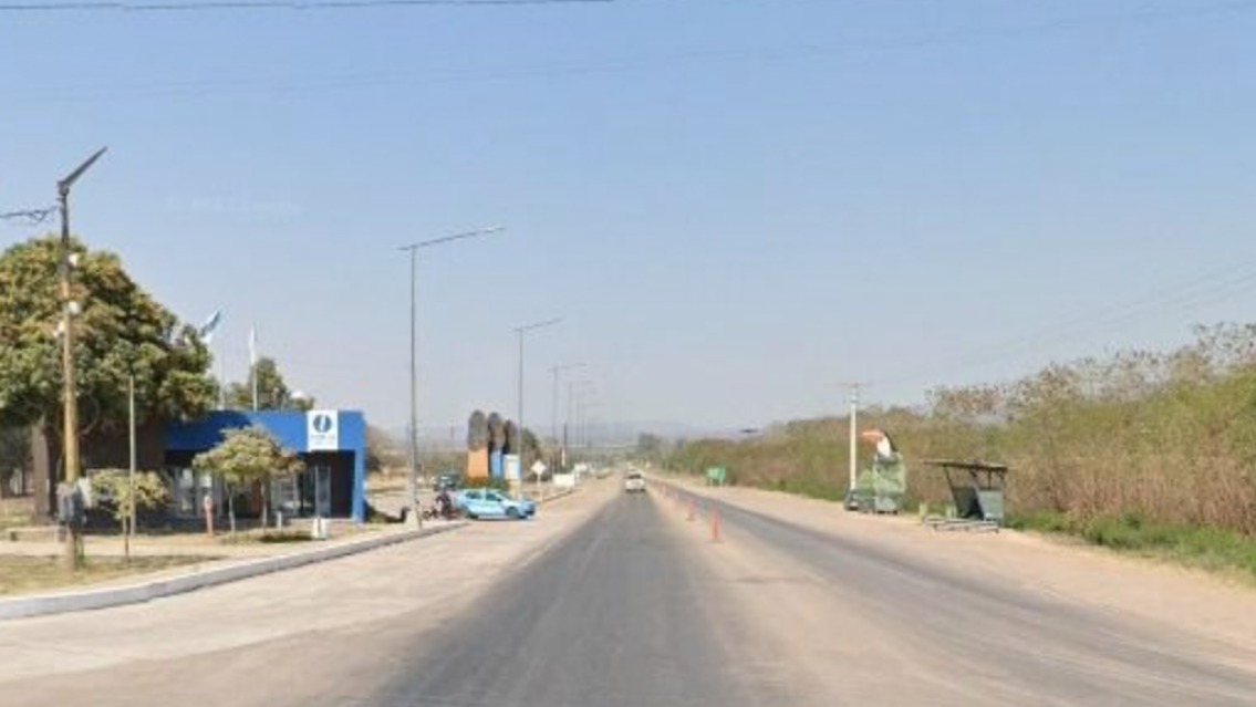 Jujeño murió en el acto en la entrada de Libertador: derrapó con la moto