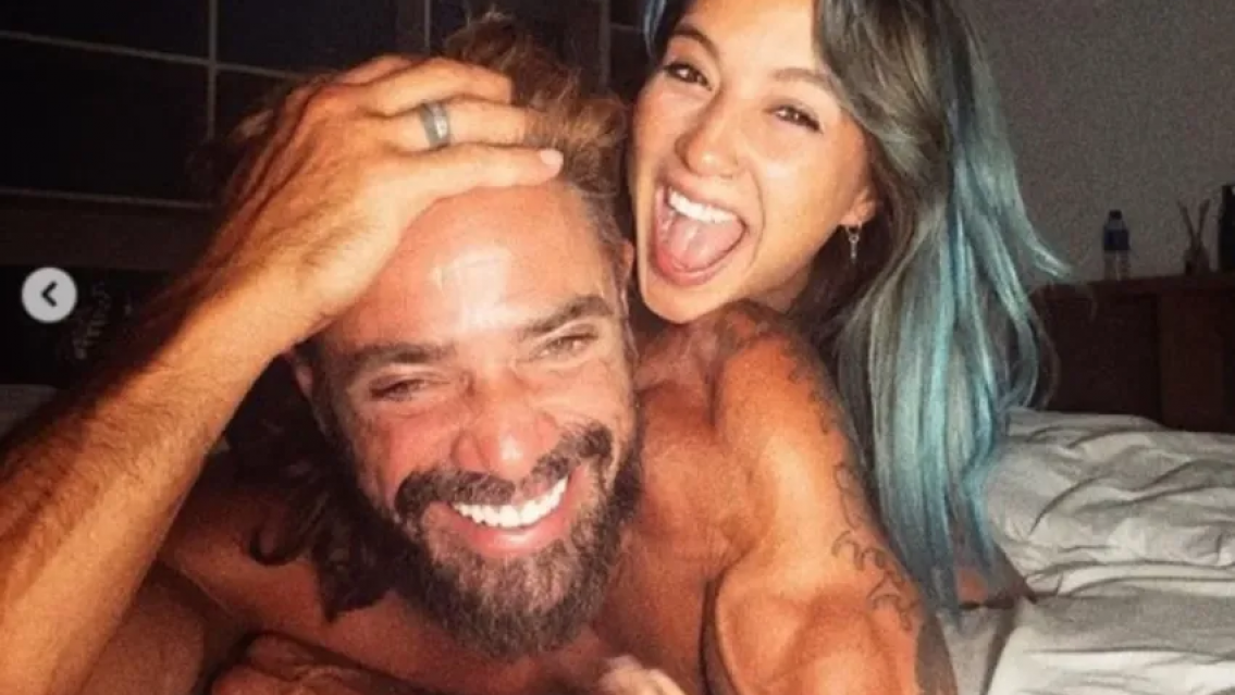 "Él la tiene"... Así fue la primera cita de Luciano Castro y Flor Vigna, tuvo que llamar a su mamá