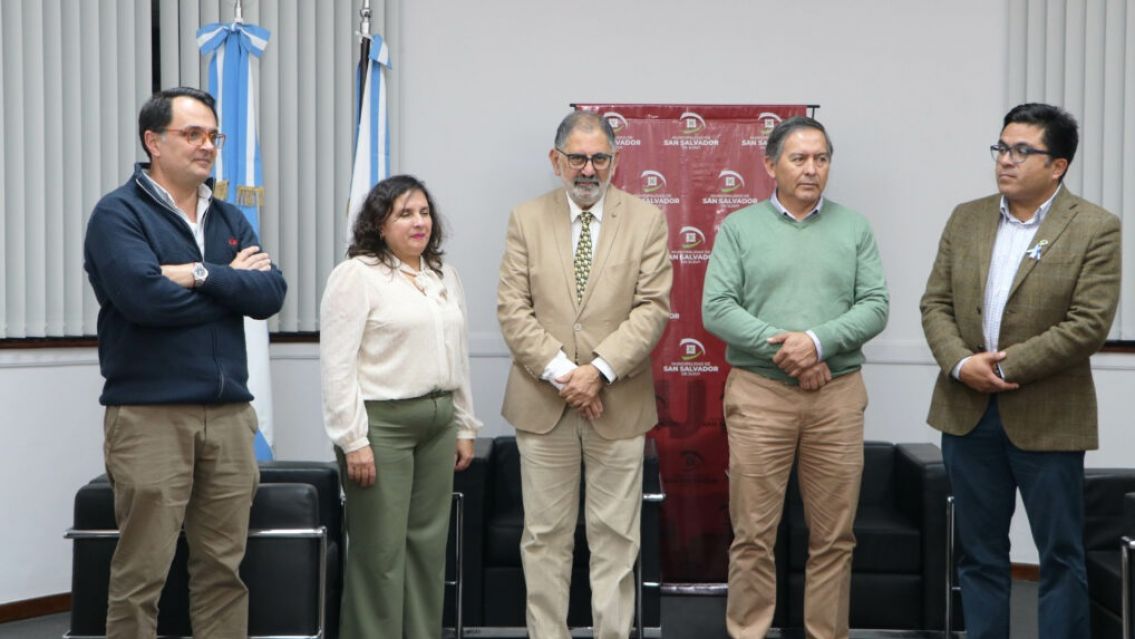 Jorge recibi� a alcaldes chilenos con miras al corredor bioce�nico 