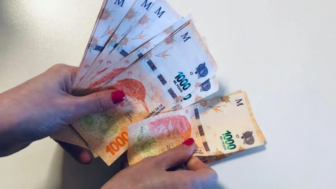 ATENCI�N: Desde este jueves se cobra m�s por AUH, conoc� si te toca