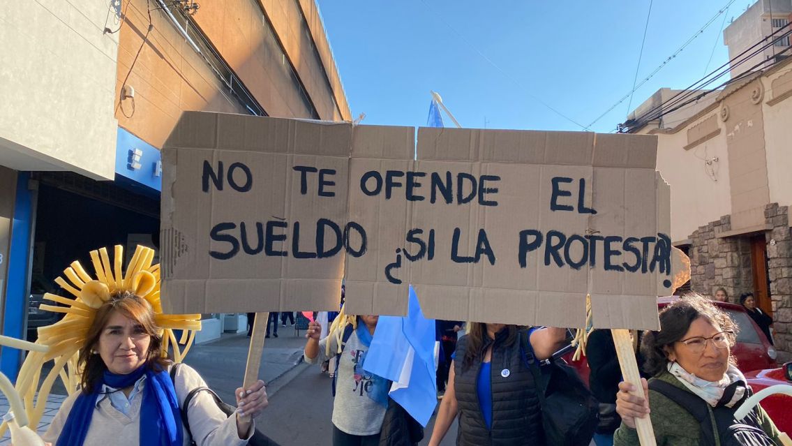 Desilusi�n en la docencia de Jujuy: "el encuentro paritario fue casi in�til"