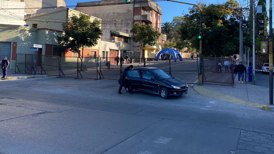 Atenci�n conductores: operativo y desv�os en el centro juje�o por apertura de sesiones