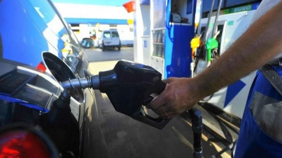 Se rompi� el acuerdo de precios y los combustibles aumentar�an entre 6 y 7 por ciento