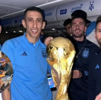 4 de la Scalonetta salieron a cenar, el "Papu" Gómez borrado completamente...