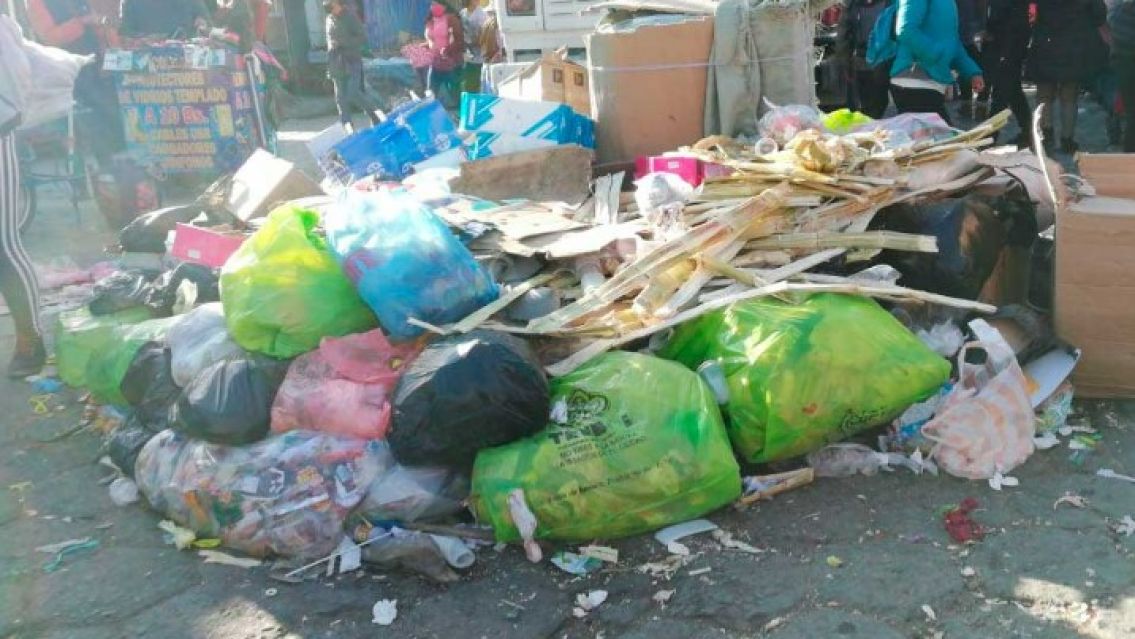 12 d�as sin recolecci�n de basura en Alto Comedero: Es un basural a cielo abierto