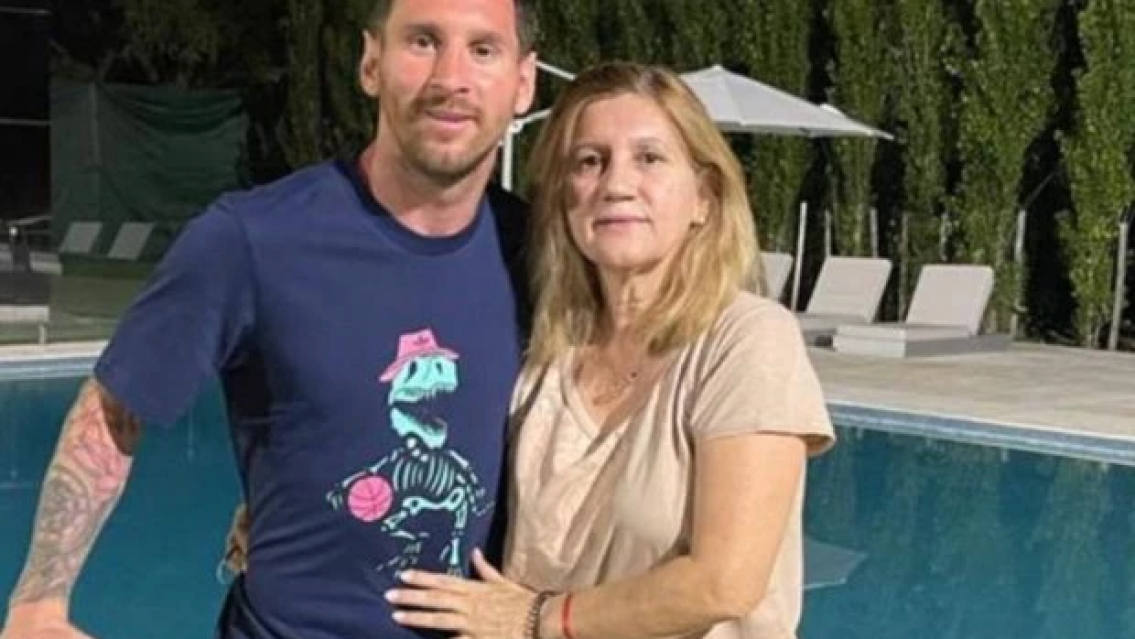 Ins�lita an�cdota de la mam� de Messi en su cumple 36, "se iba a llamar..."