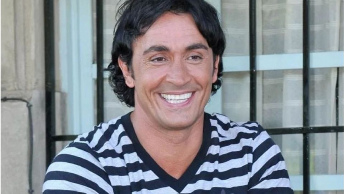 ¿De qué vive Sebastián Estevanez tras retirarse de la actuación?