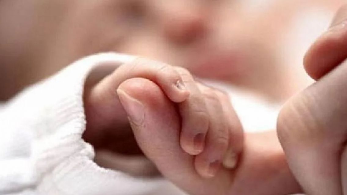 Conmoci�n en todo el norte: un bebito se intoxic� y ahora est� peleando por su vida