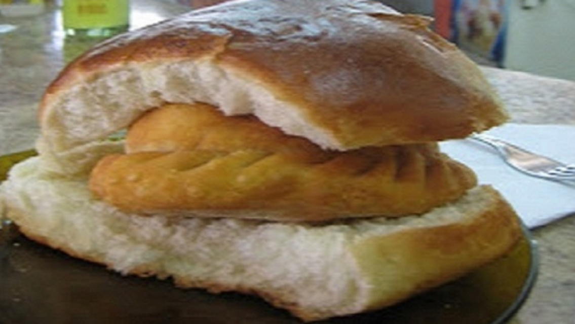 Sándwich de empanada, el invento paraguayo