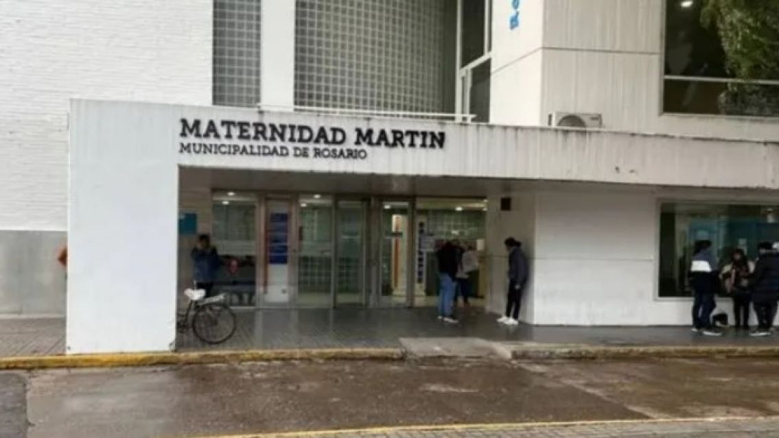 Muri� la beba reci�n nacida que fue apu�alada por su madre