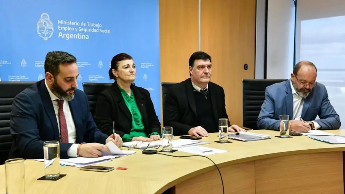 Aumentó el Salario Mínimo, Vital y Móvil: llegará a 118 mil pesos