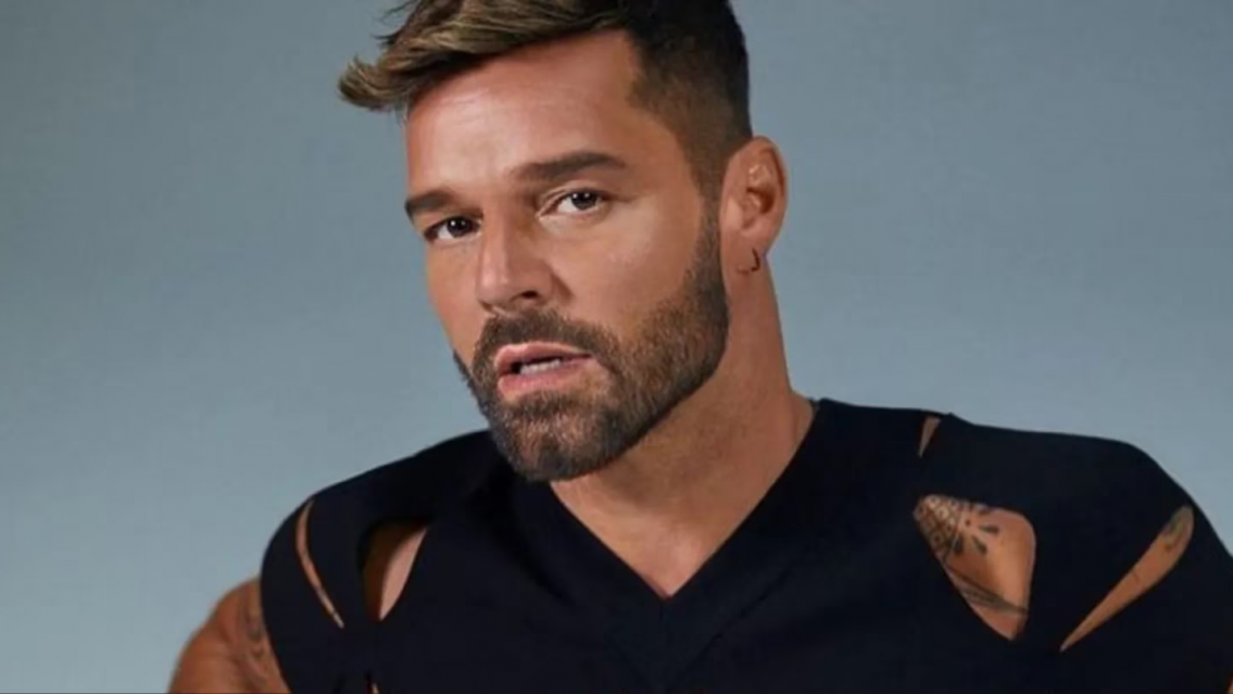 "Es muy s..." Rompi� el silencio el joven cordob�s que pas� la noche con Ricky Martin