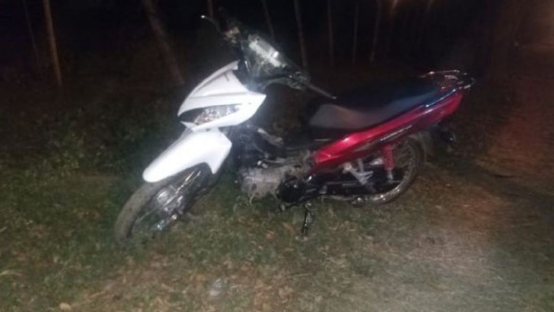 Agarraron a un jujeñito robando una moto: Lo devolvieron a su mami