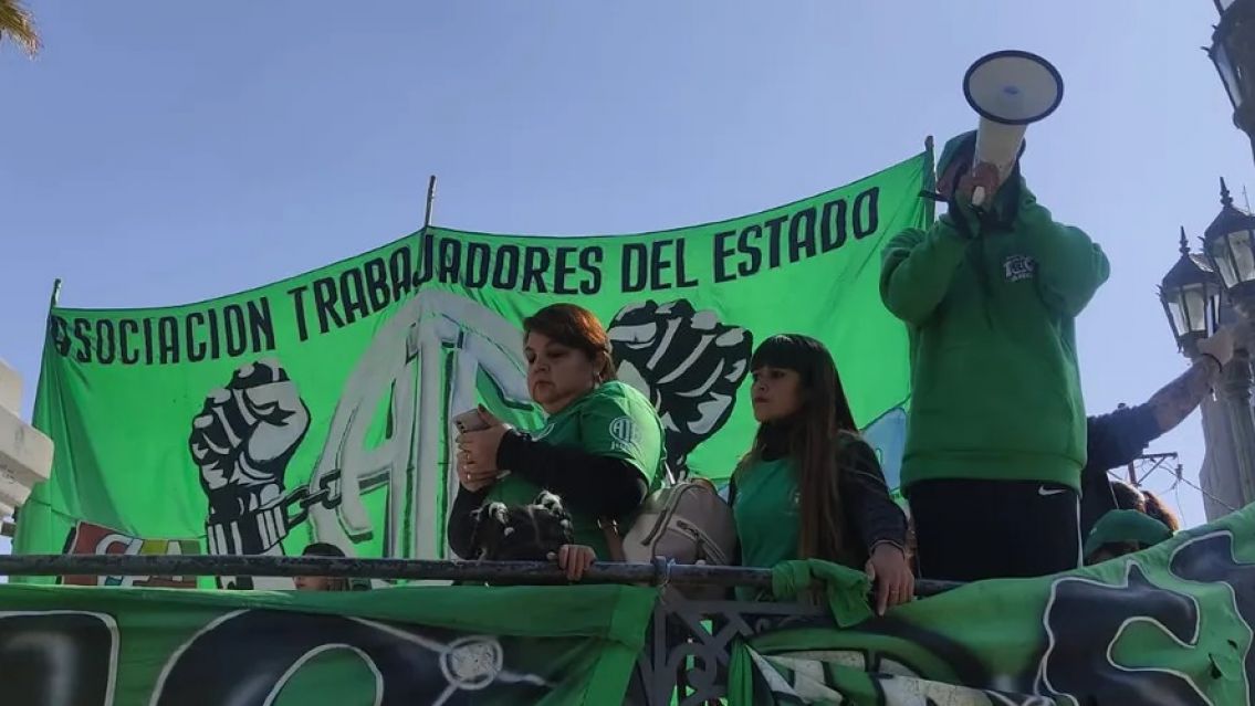 Paro de ATE en Jujuy: contundente medida de fuerza por los salarios