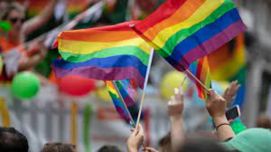Empleados municipales LGBT+ denuncian despidos en esta ciudad norte�a
