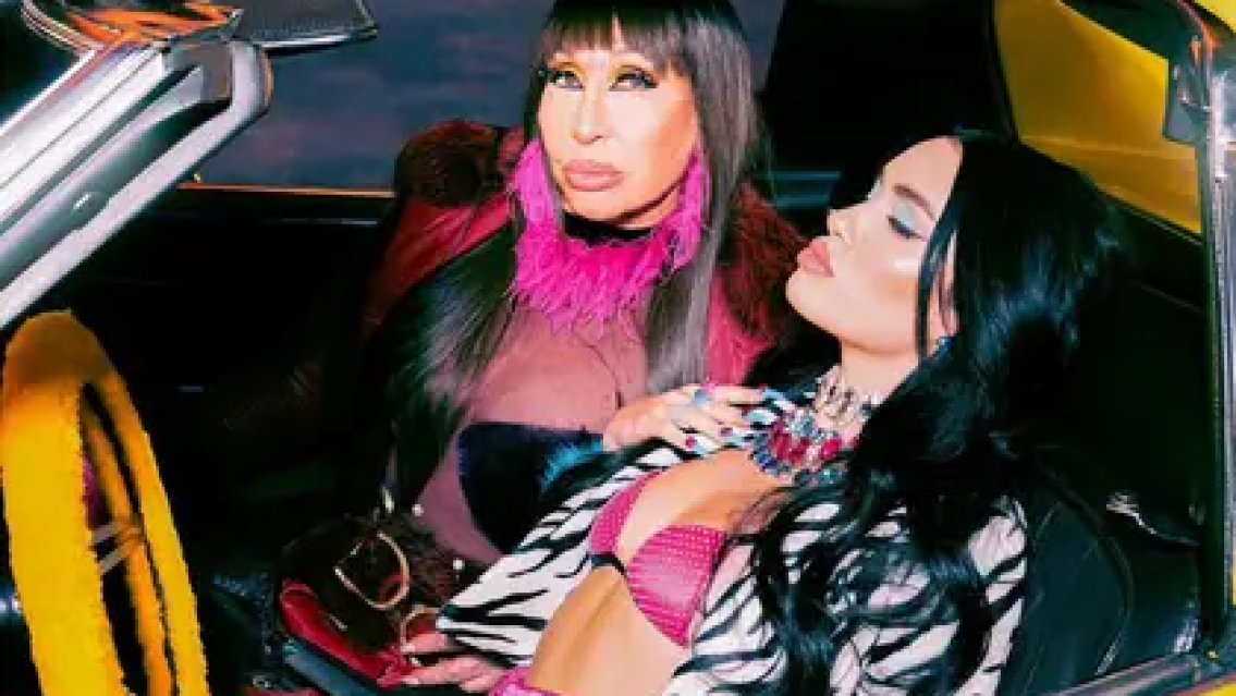 Apolog�a, porr0, malas palabras y m�s. Todas las pol�micas con el nuevo tema de Lali y Moria