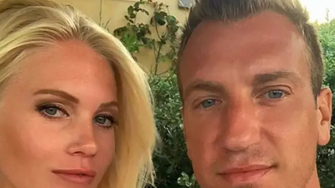 La mujer de Maxi López indignada, en medio del problema de salud de Wanda Nara