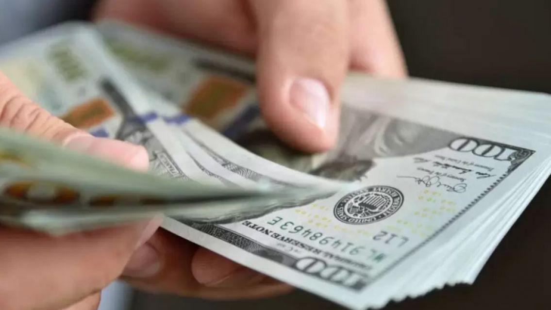 El dólar blue perfora los $550 tras los anuncios sobre el pago al FMI