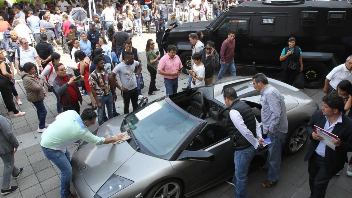 Celus y autos de alta gama por dos mangos: el increíble remate, como anotarse