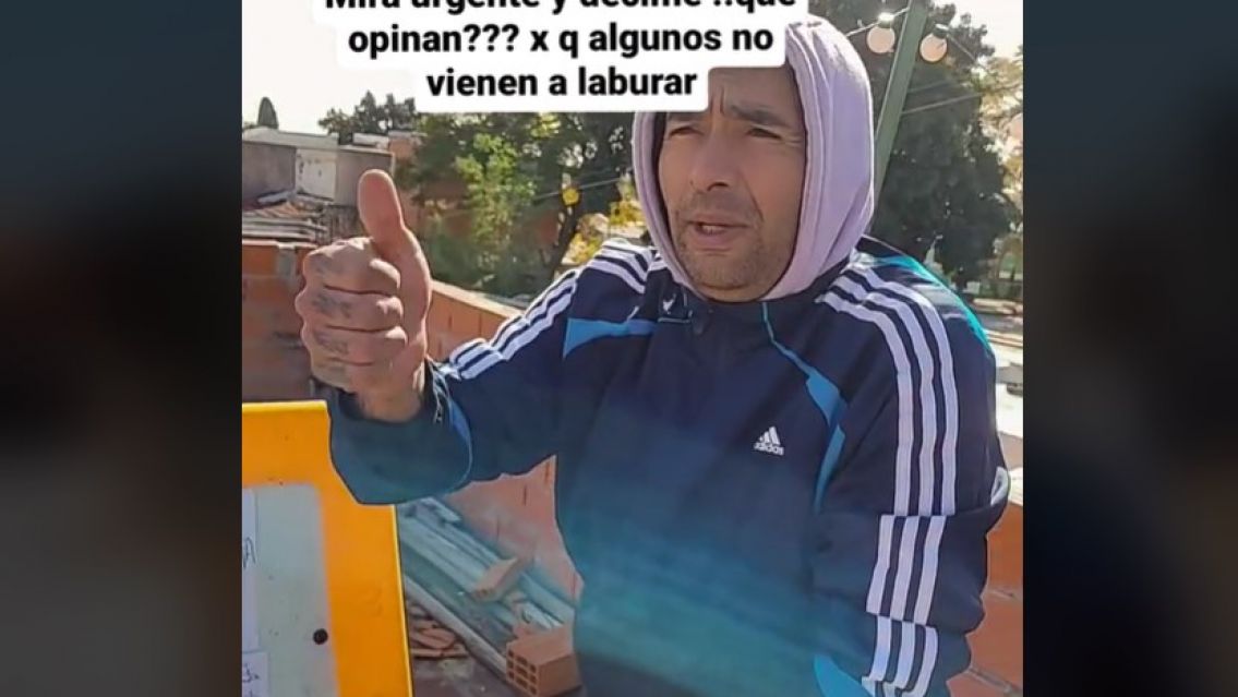 Albañil escrachó a sus compañeros y se volvió viral: Son "vagos" y "planeros"