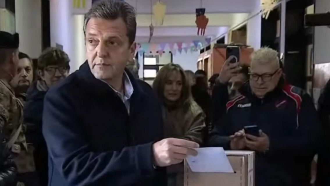 Vot� Massa: "Espero que los argentinos concurran a votar pensando en sus hijos"