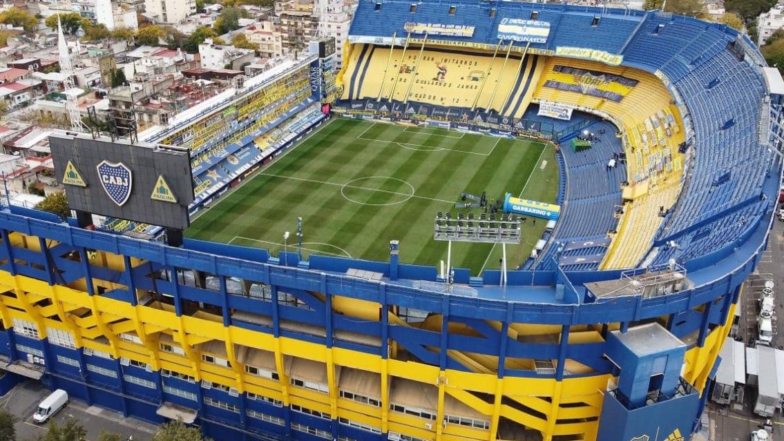 Ex figura de Boca se filma bebiendo alcohol y consumiendo sustancias