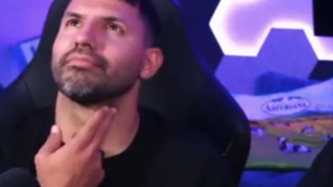 Apareció la hermana del Kun Agüero que nadie conoce: "Es él con pelo largo"