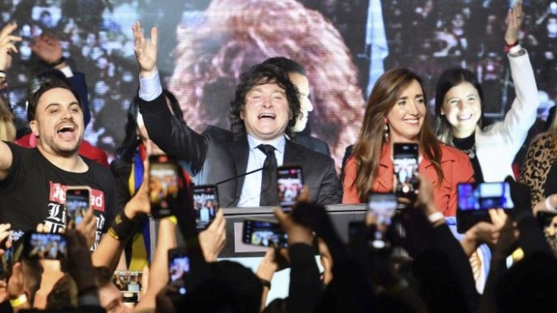 Milei: "Quiz�s, pr�ximamente le saquemos tres ceros a la moneda"