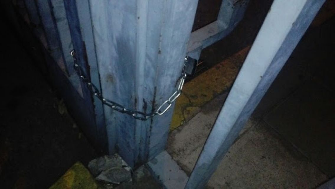 Jujeño desfiguró a su mamá y la encerró en una pieza: Tenía orden de restricción