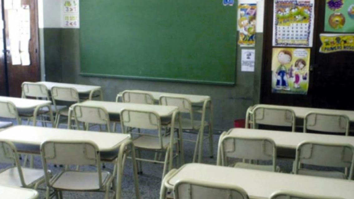 Jujeñito tuvo que cambiar su apellido porque se burlaban en el colegio: Ya no lo aguantaba