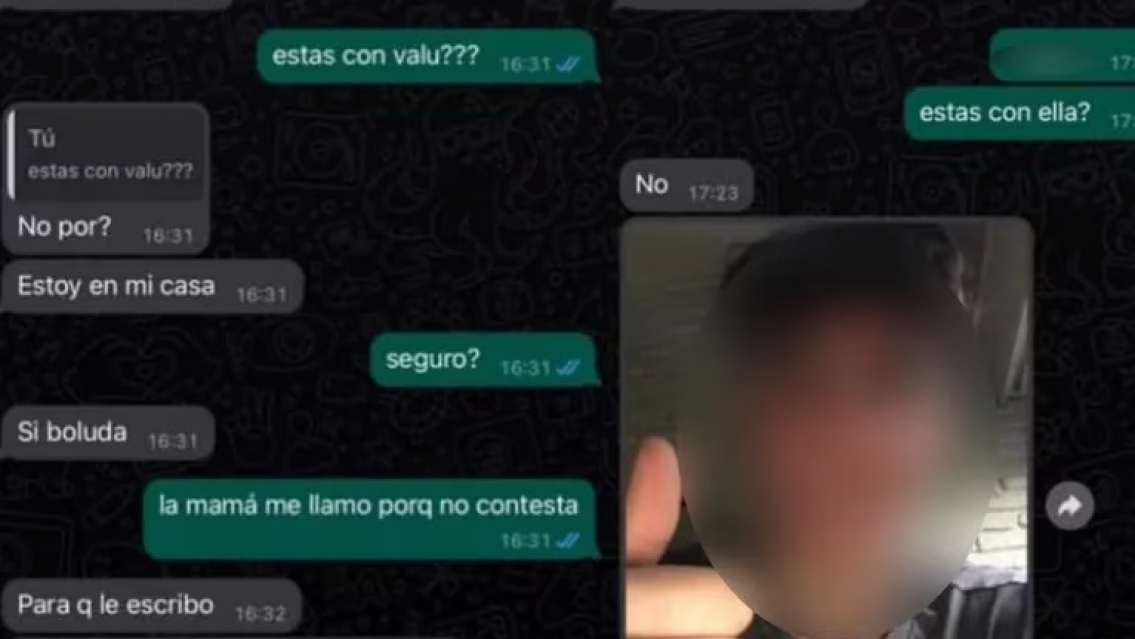 Un verdadero monstruo, estos son los chats del chico que mat� a su novia