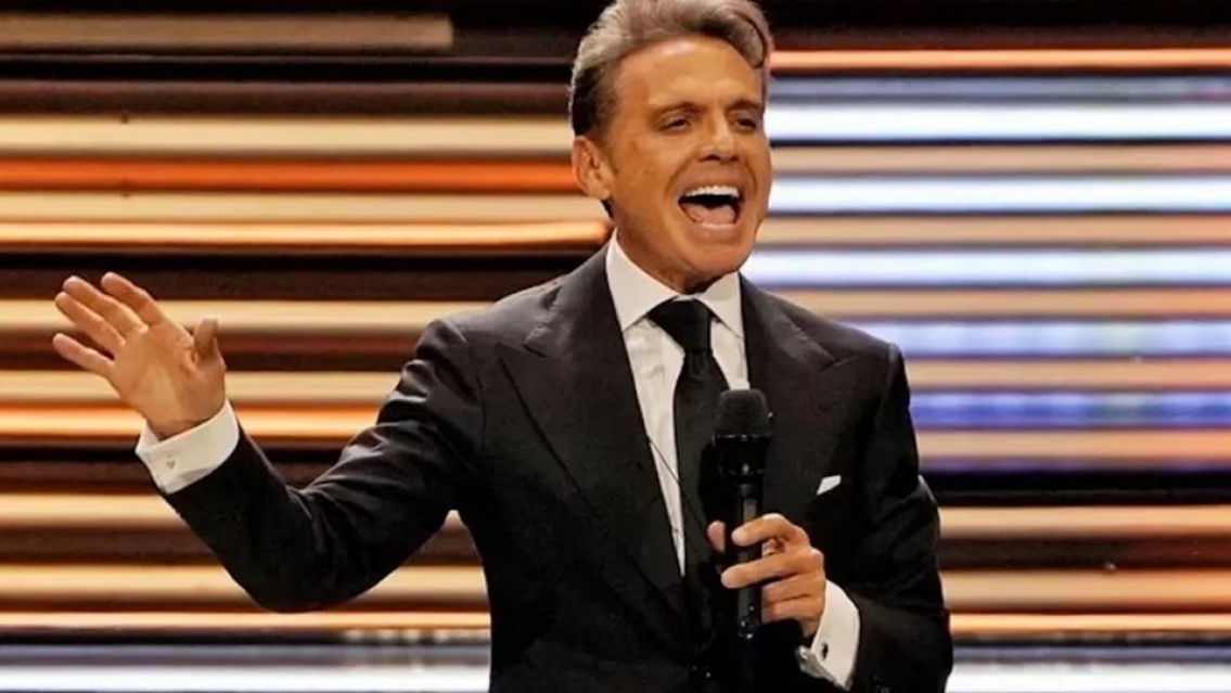 Se pudri� todo, habl� el guitarrista de Luis Miguel y se refiri� a los dobles del artista